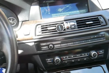 Keep the Car Smelling Fresh